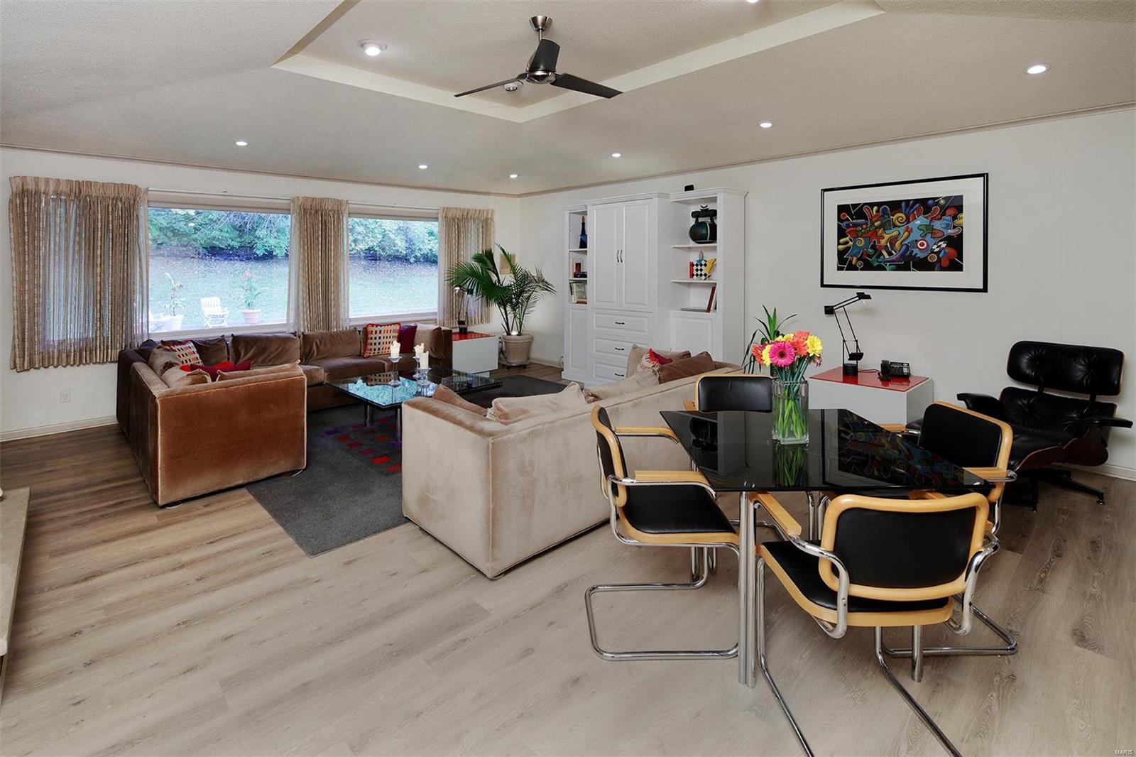 Ladue Estates - Residential