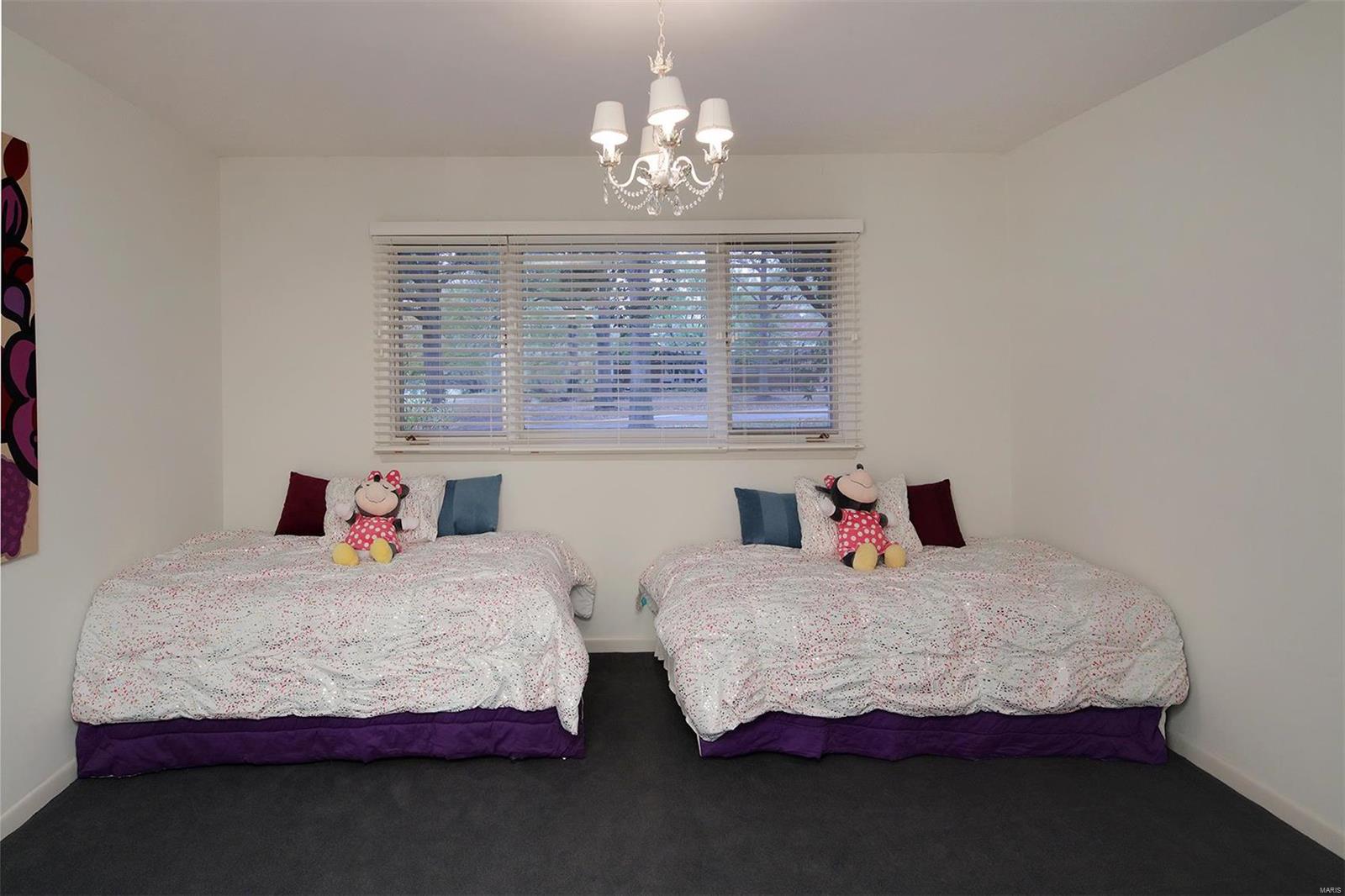 Ladue Estates - Residential