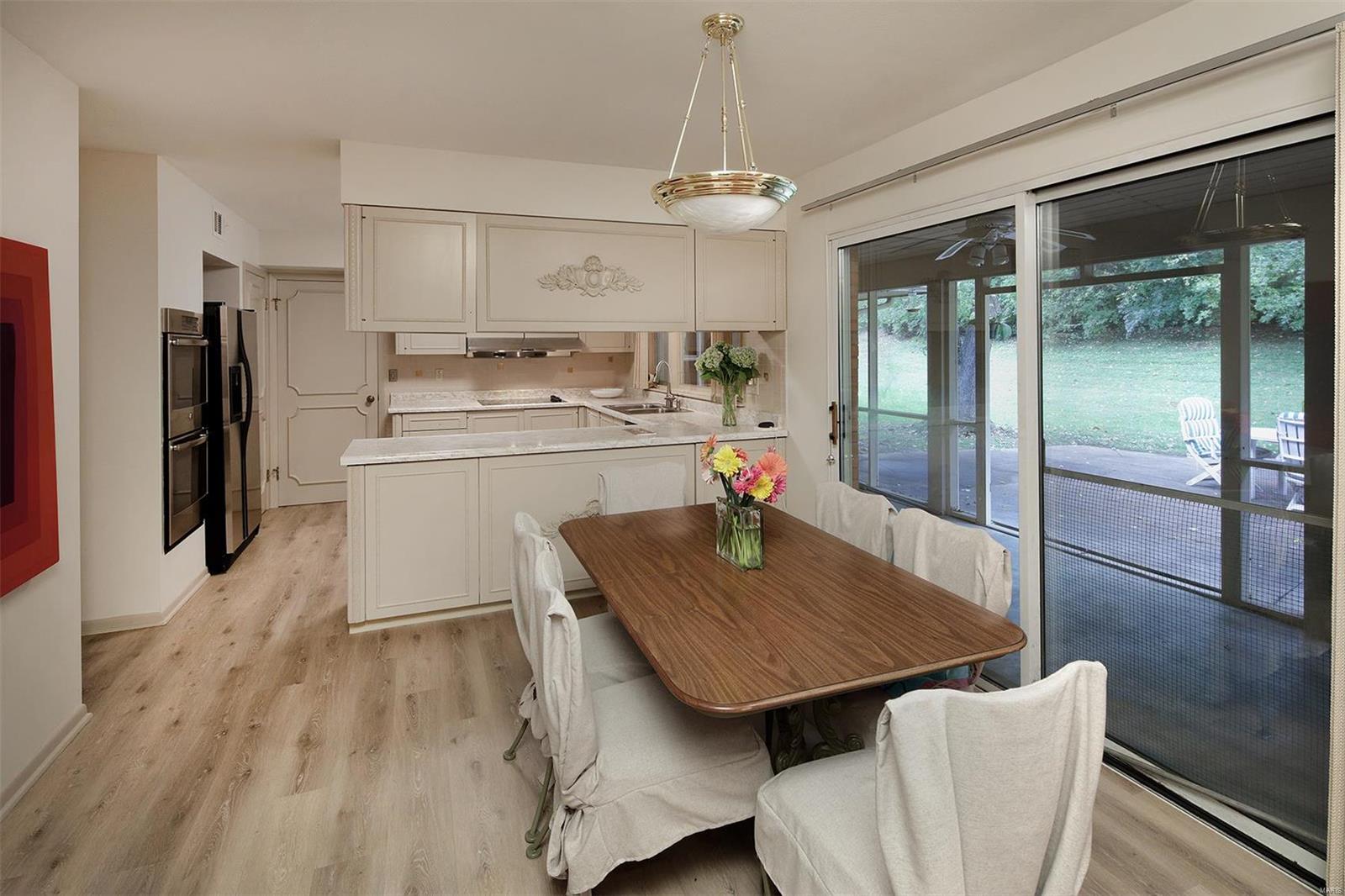 Ladue Estates - Residential