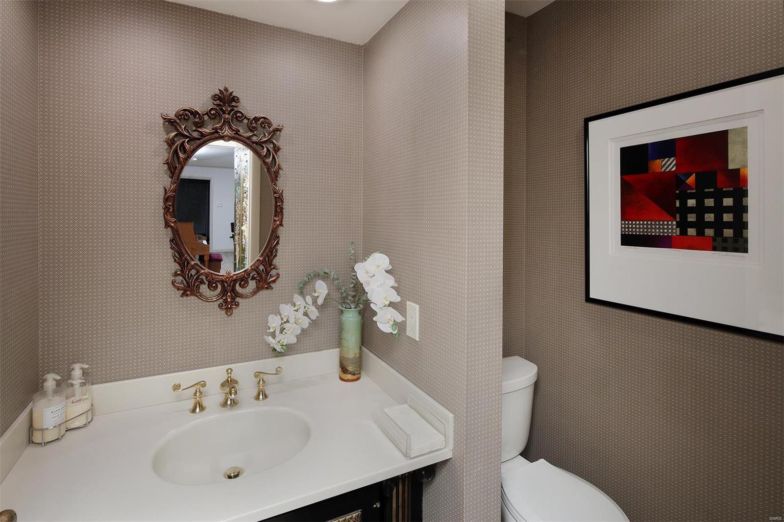 Ladue Estates - Residential