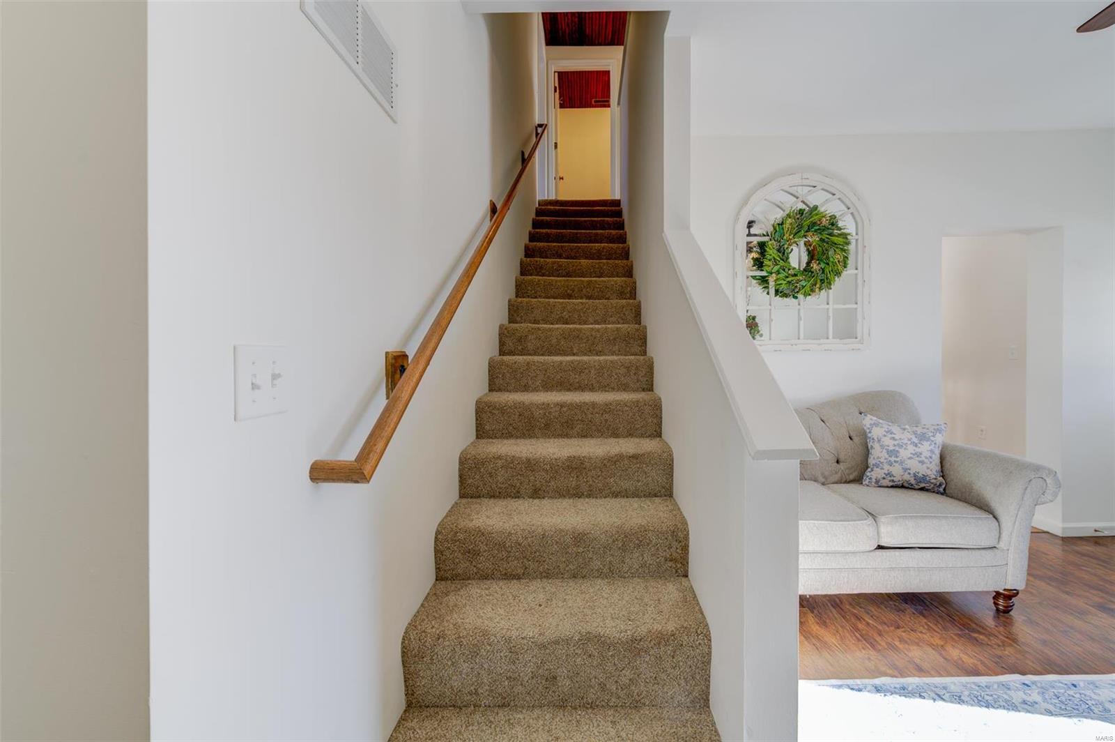 Cedar Hill, Missouri 63016, United States, 4 Bedrooms Bedrooms, ,2 BathroomsBathrooms,Residential,Pending,16046