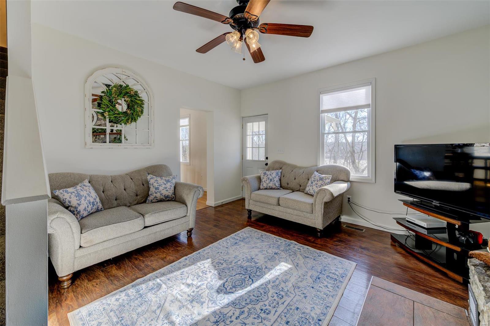 Cedar Hill, Missouri 63016, United States, 4 Bedrooms Bedrooms, ,2 BathroomsBathrooms,Residential,Pending,16046