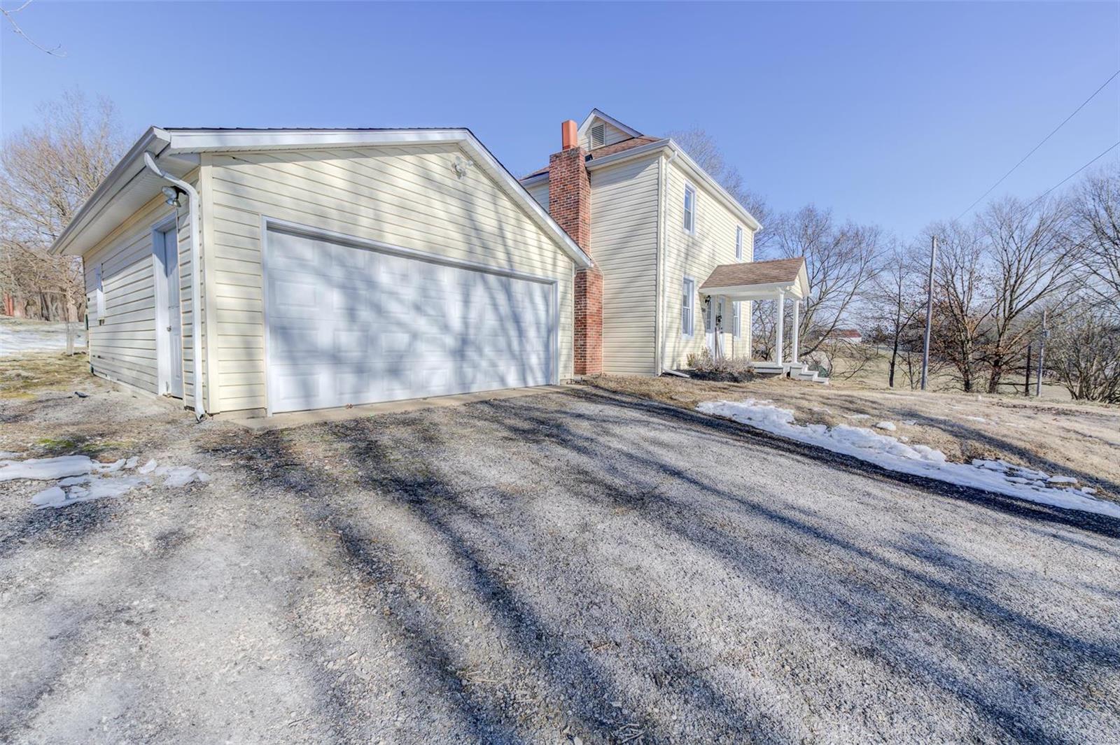 Cedar Hill, Missouri 63016, United States, 4 Bedrooms Bedrooms, ,2 BathroomsBathrooms,Residential,Pending,16046