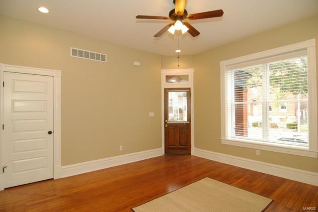 Laclede Race Cource Sub - Residential Lease