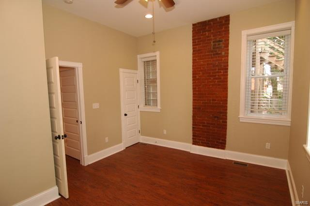 Laclede Race Cource Sub - Residential Lease
