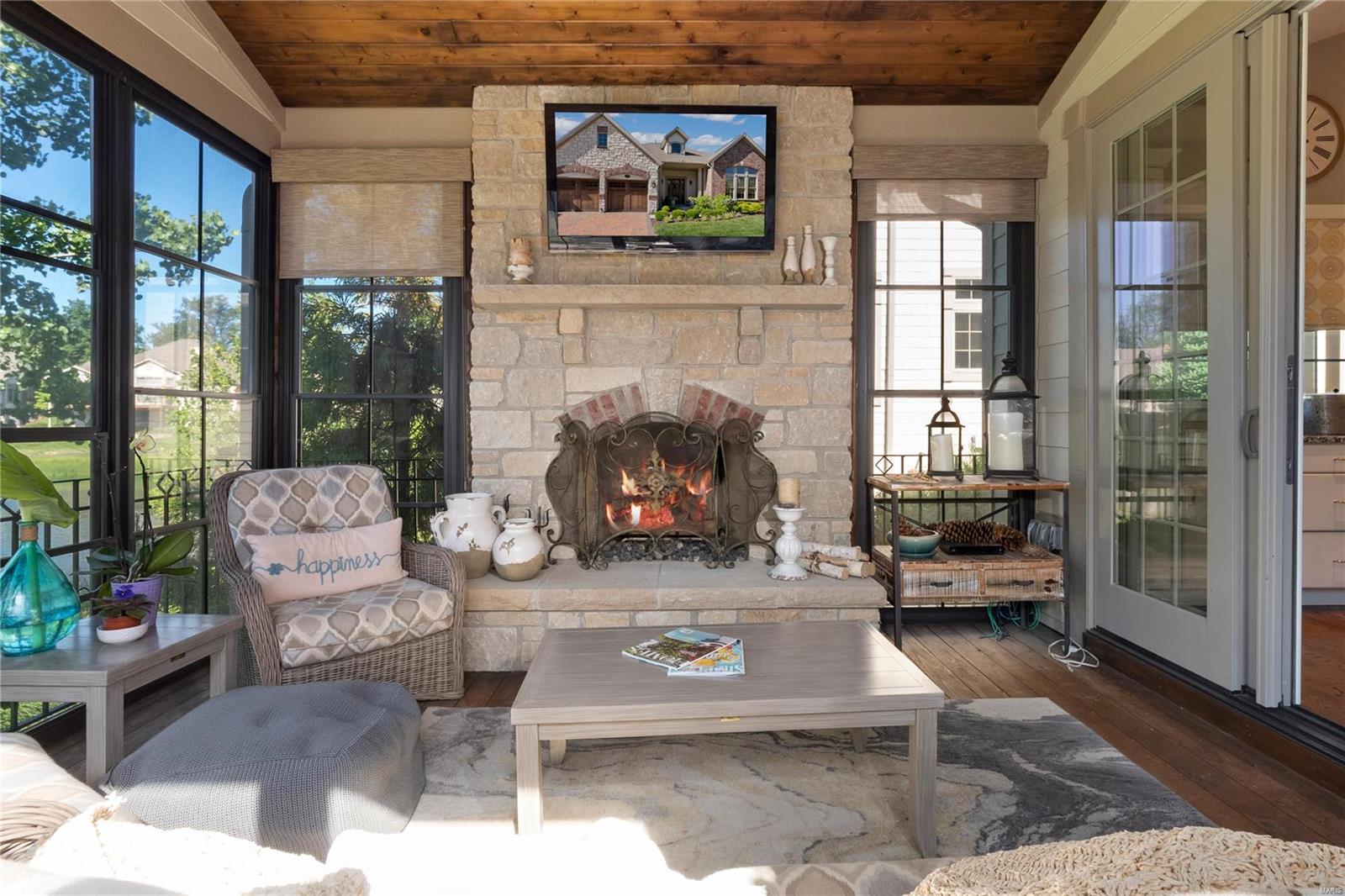 Villas At Meadowbrook The - Residential