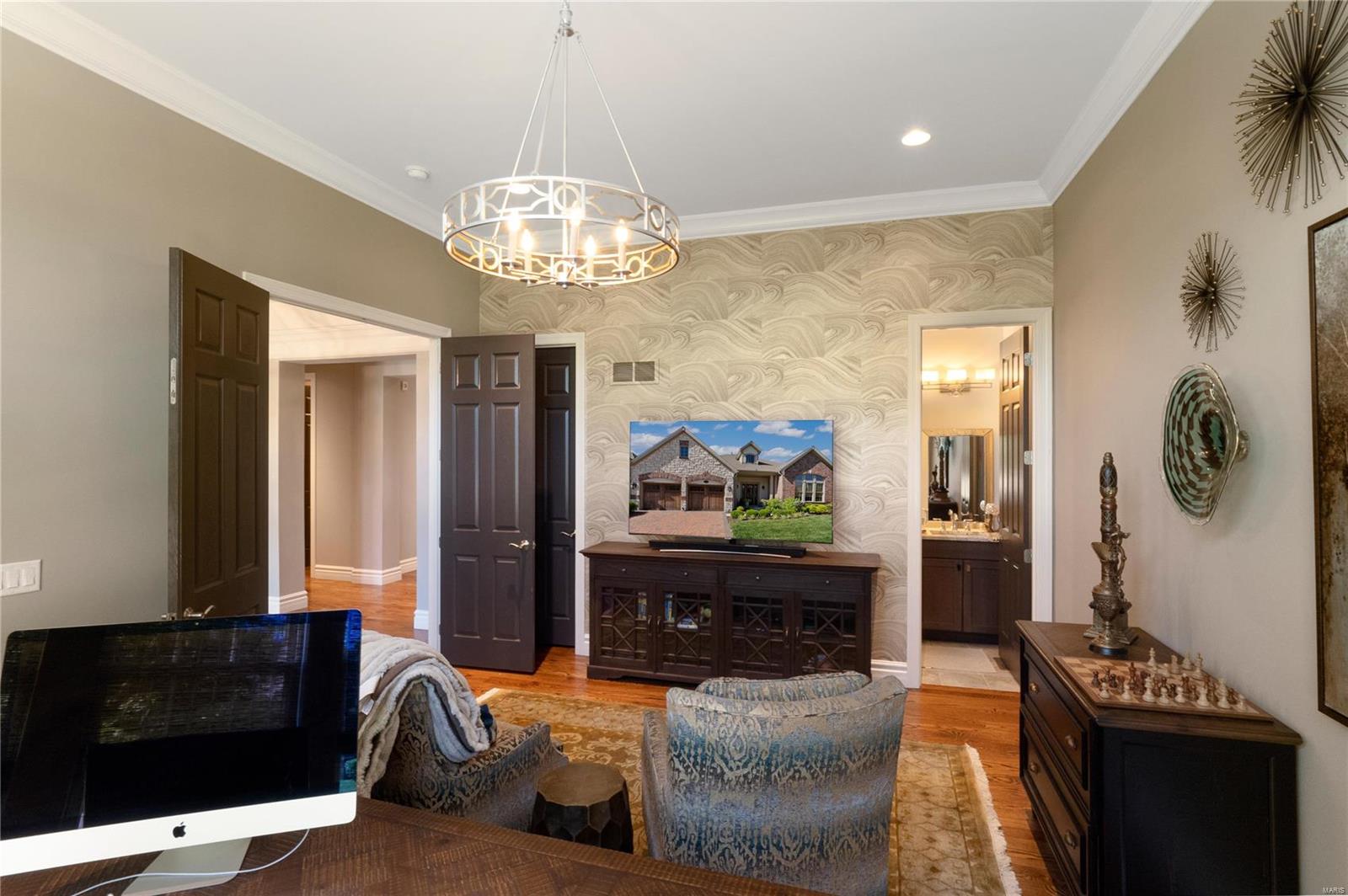 Villas At Meadowbrook The - Residential