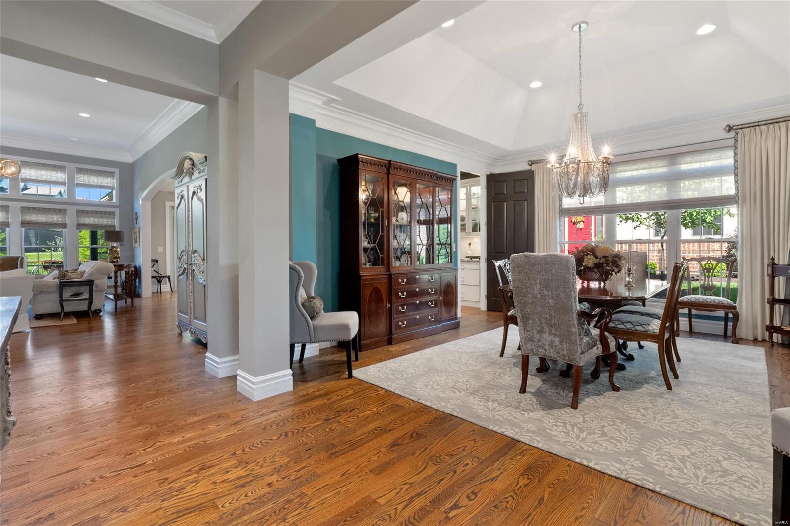 Villas At Meadowbrook The - Residential