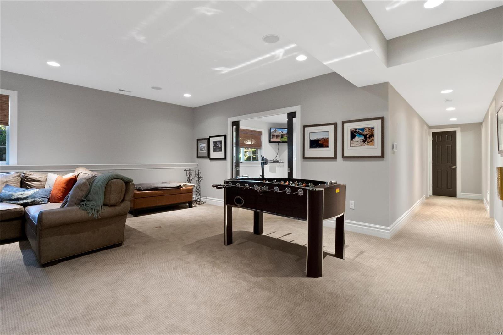 Villas At Meadowbrook The - Residential