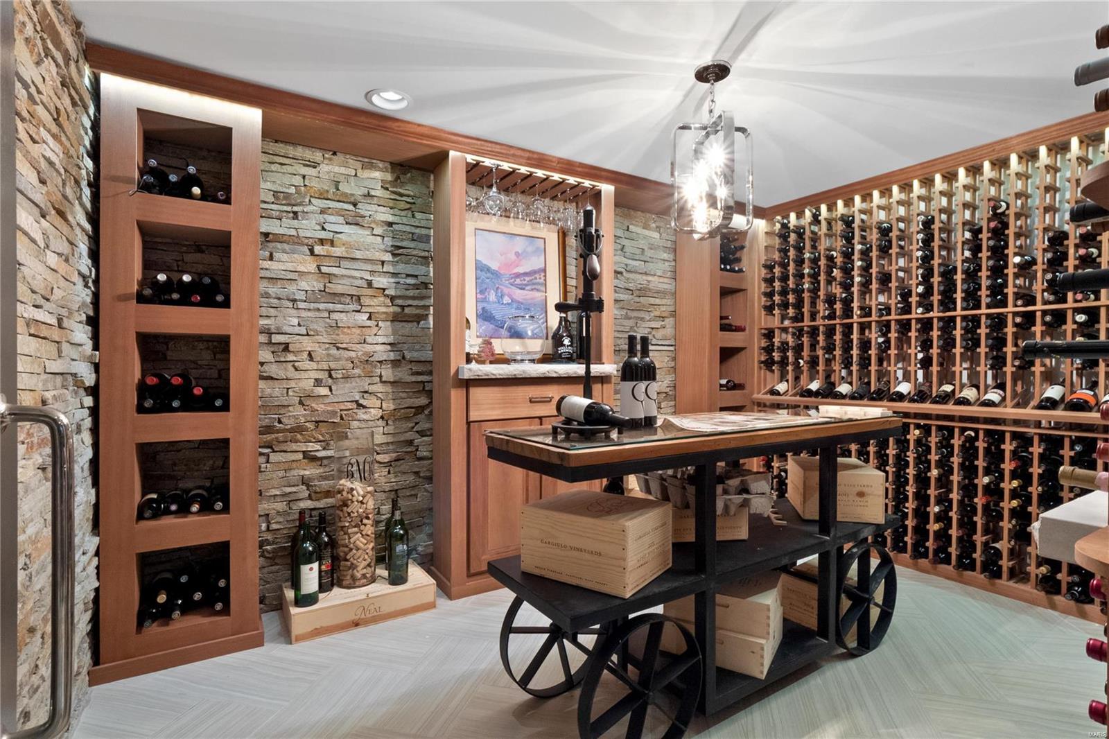 Villas At Meadowbrook The - Residential