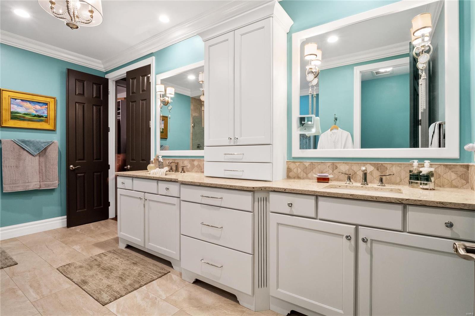 Villas At Meadowbrook The - Residential