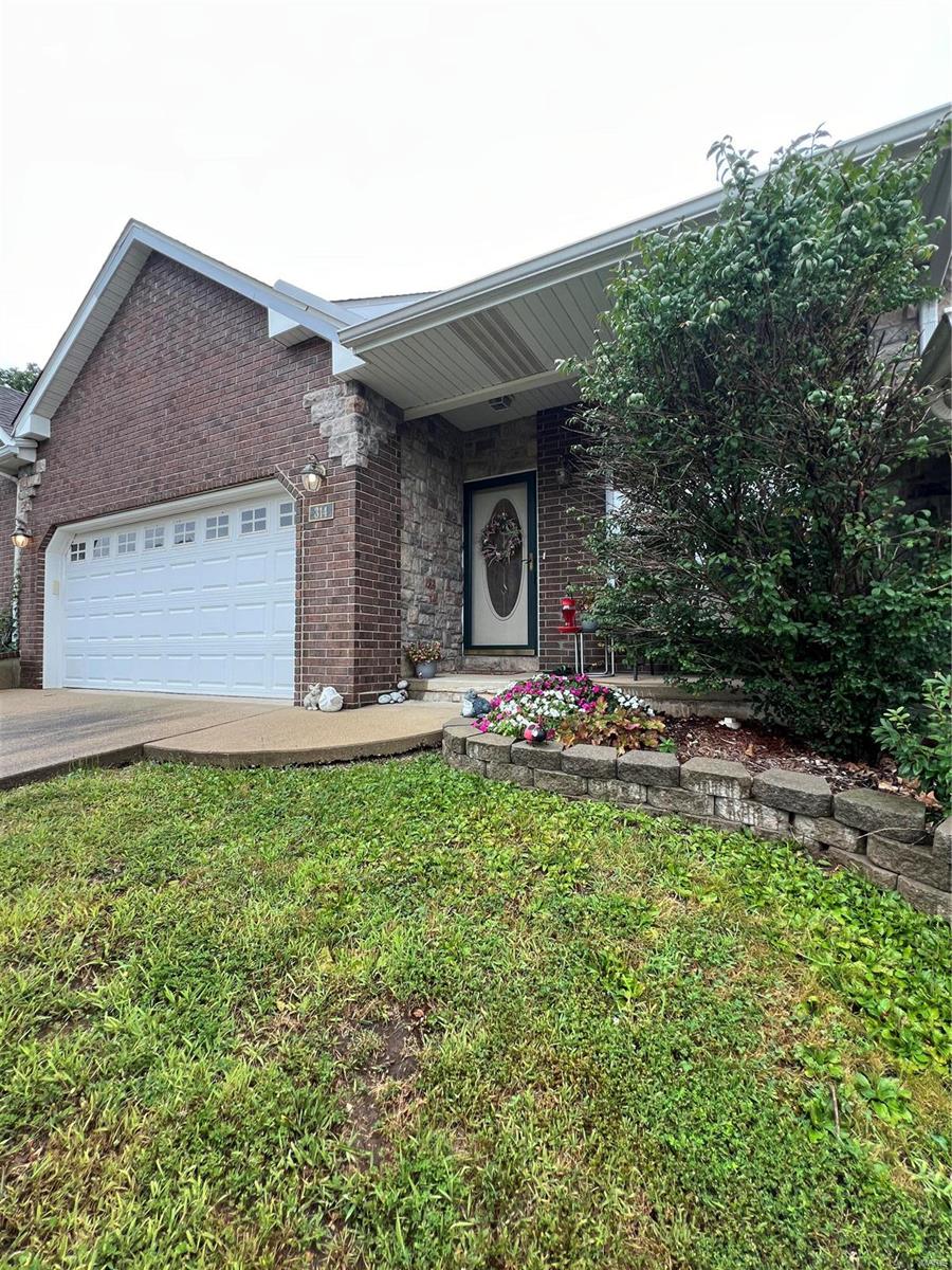 View St Robert, MO 65584 townhome