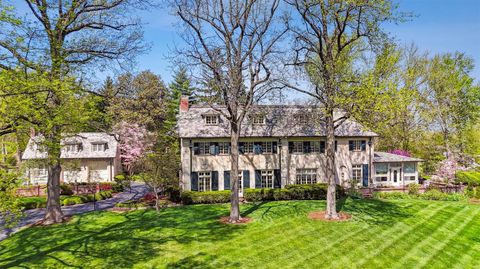 Photo of 6 Brentmoor Park Park, St Louis, MO 63105 (MLS # 24013639)