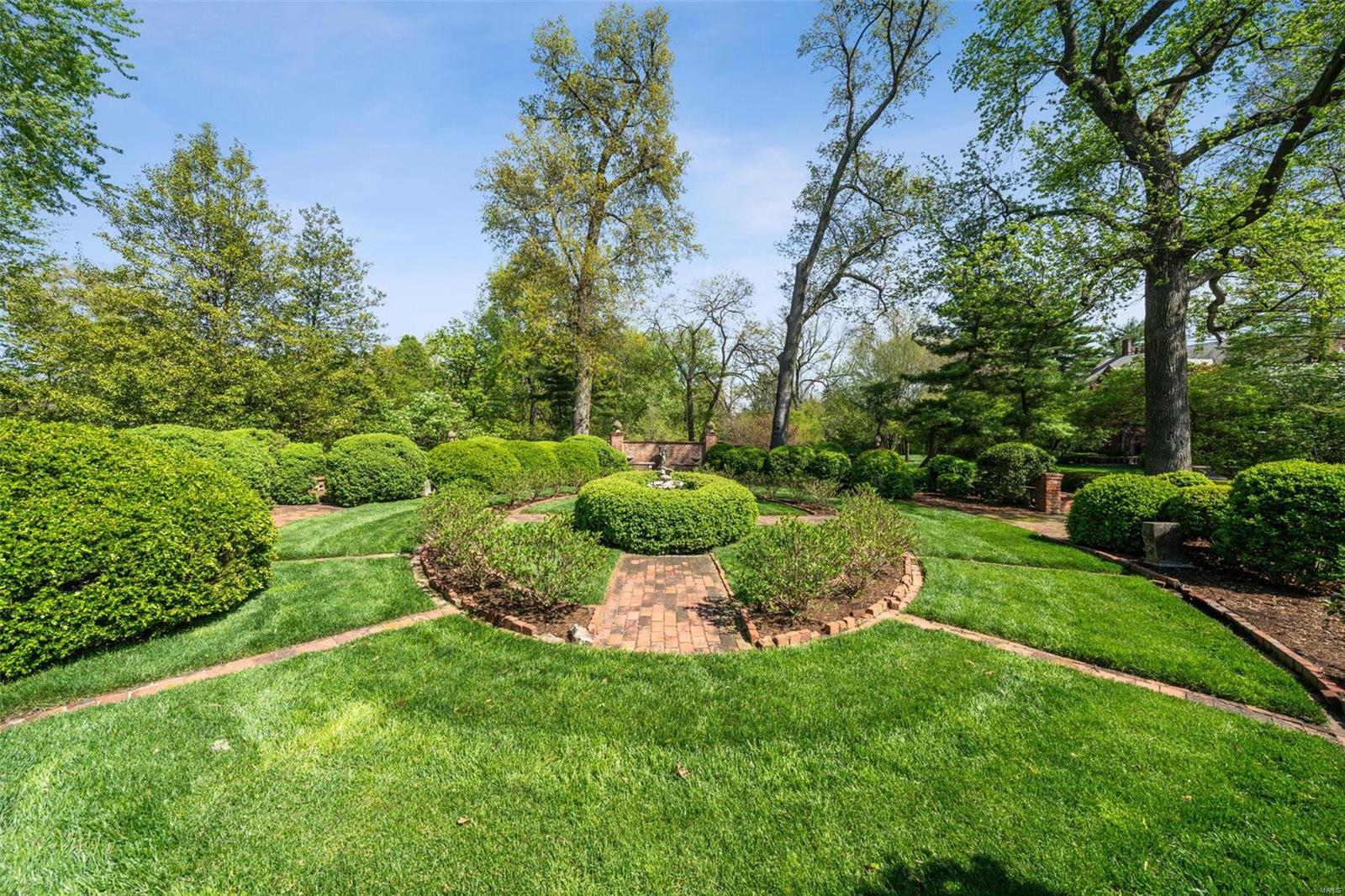 Brentmoor Park - Residential