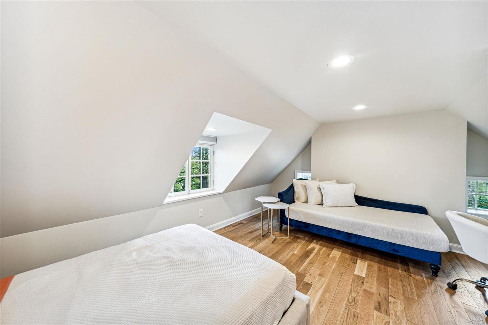 Brentmoor Park - Residential