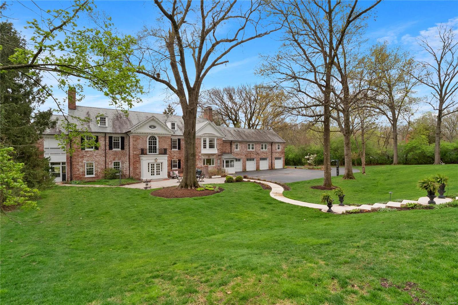 Hunters Grove - Residential