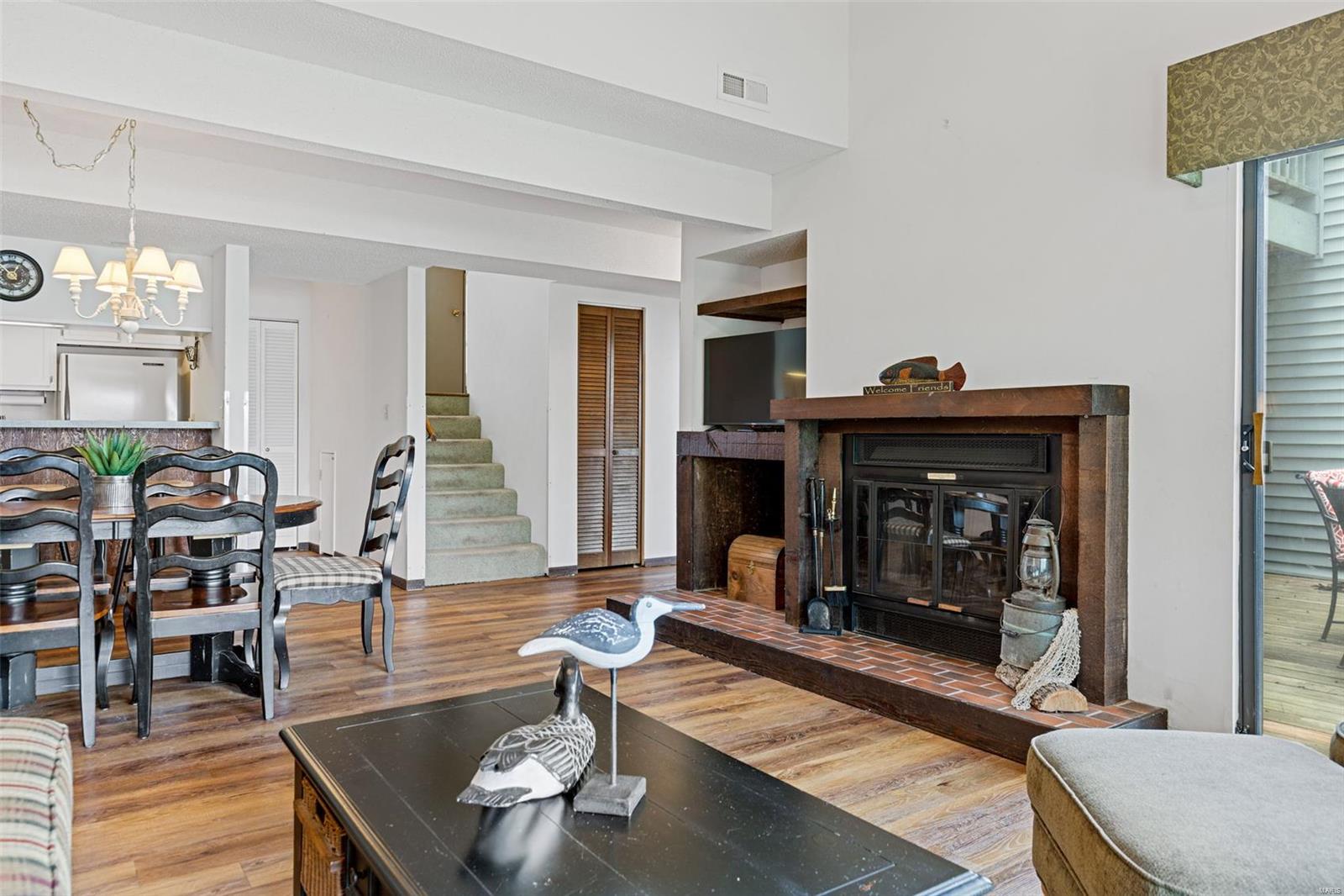 45 S Lionshead Drive