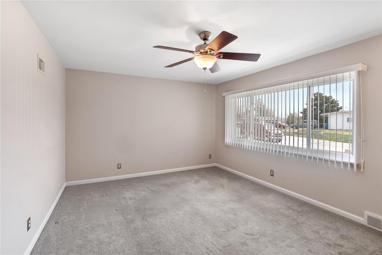 St Louis, Missouri 63125, United States, 3 Bedrooms Bedrooms, ,2 BathroomsBathrooms,Residential,Pending,101913