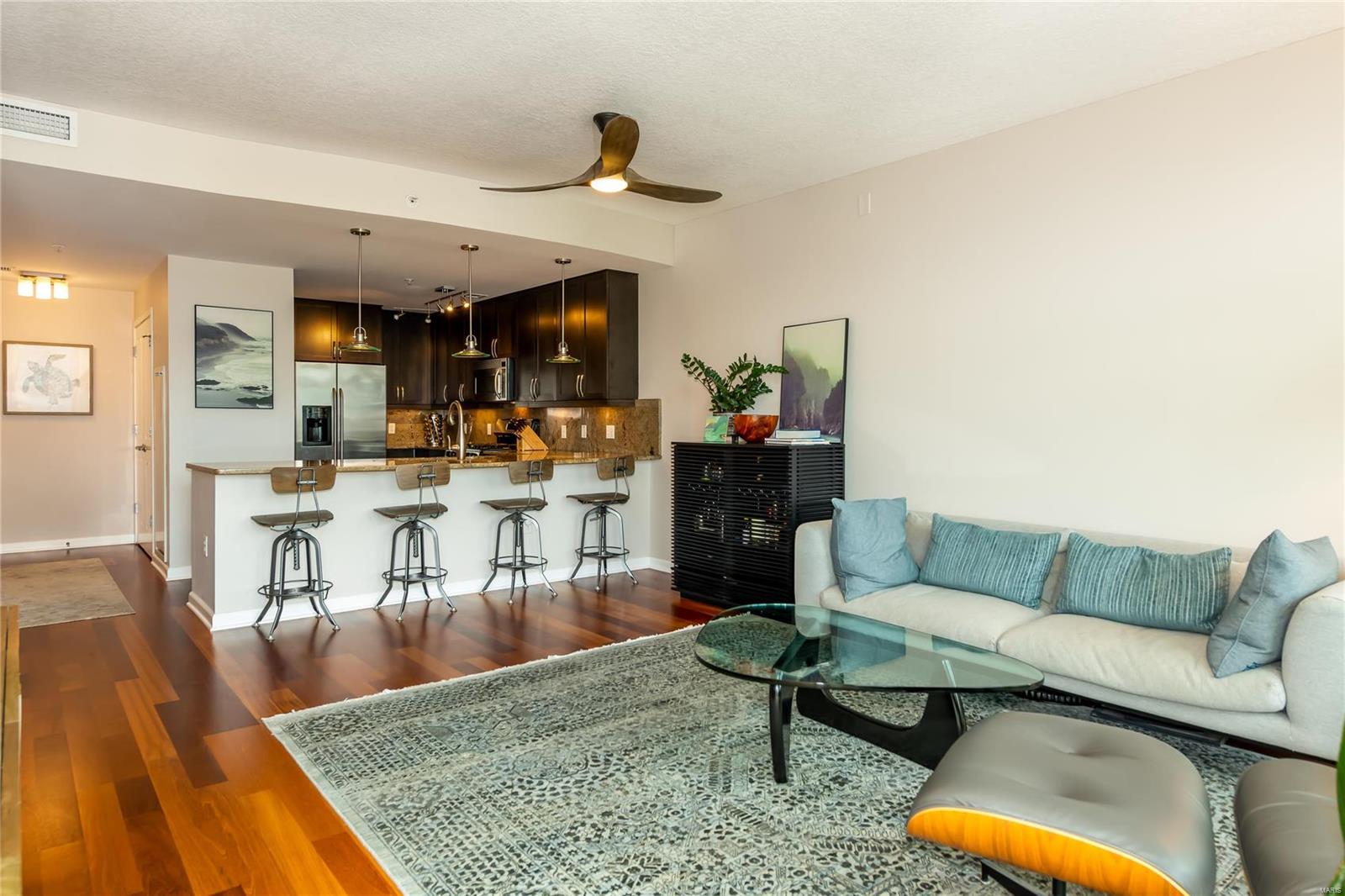 Park East Tower - Residential