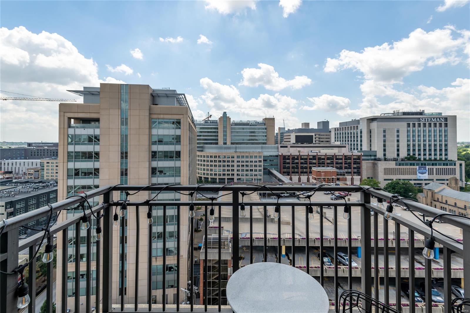 Park East Tower - Residential