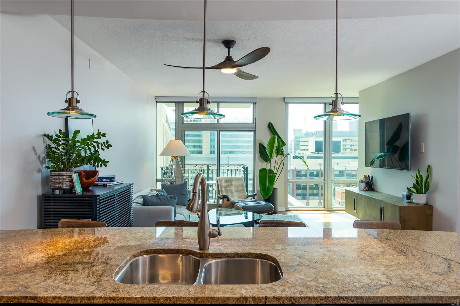 Park East Tower - Residential