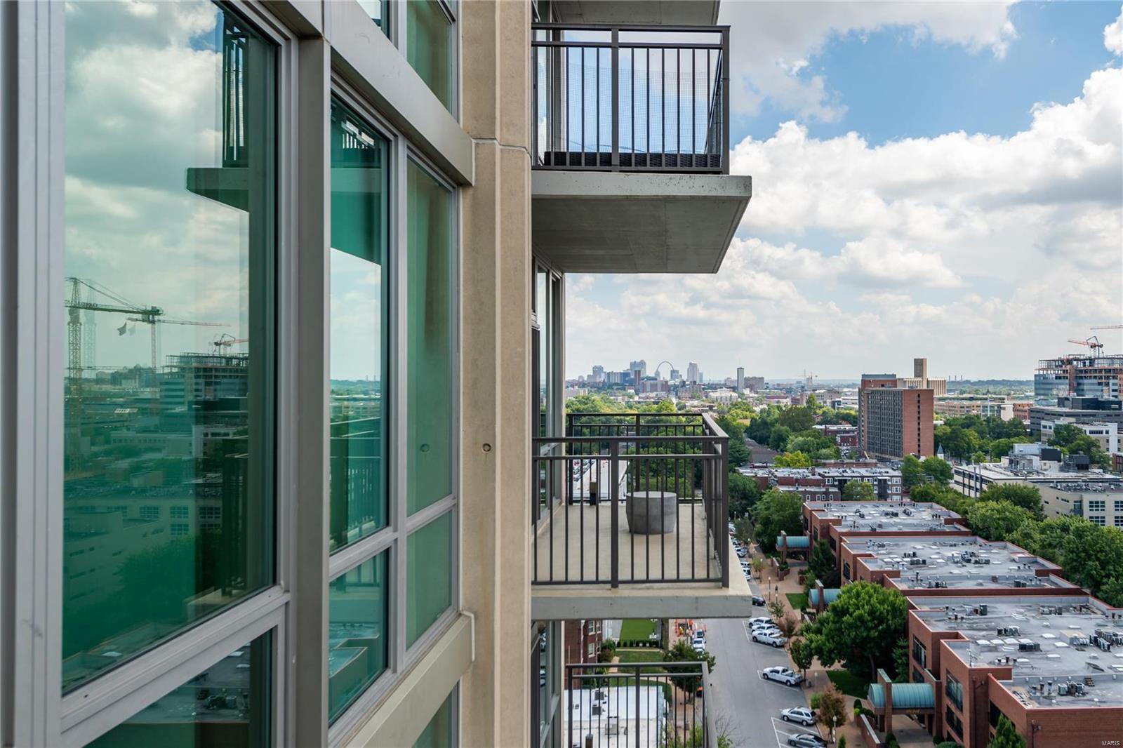 Park East Tower - Residential