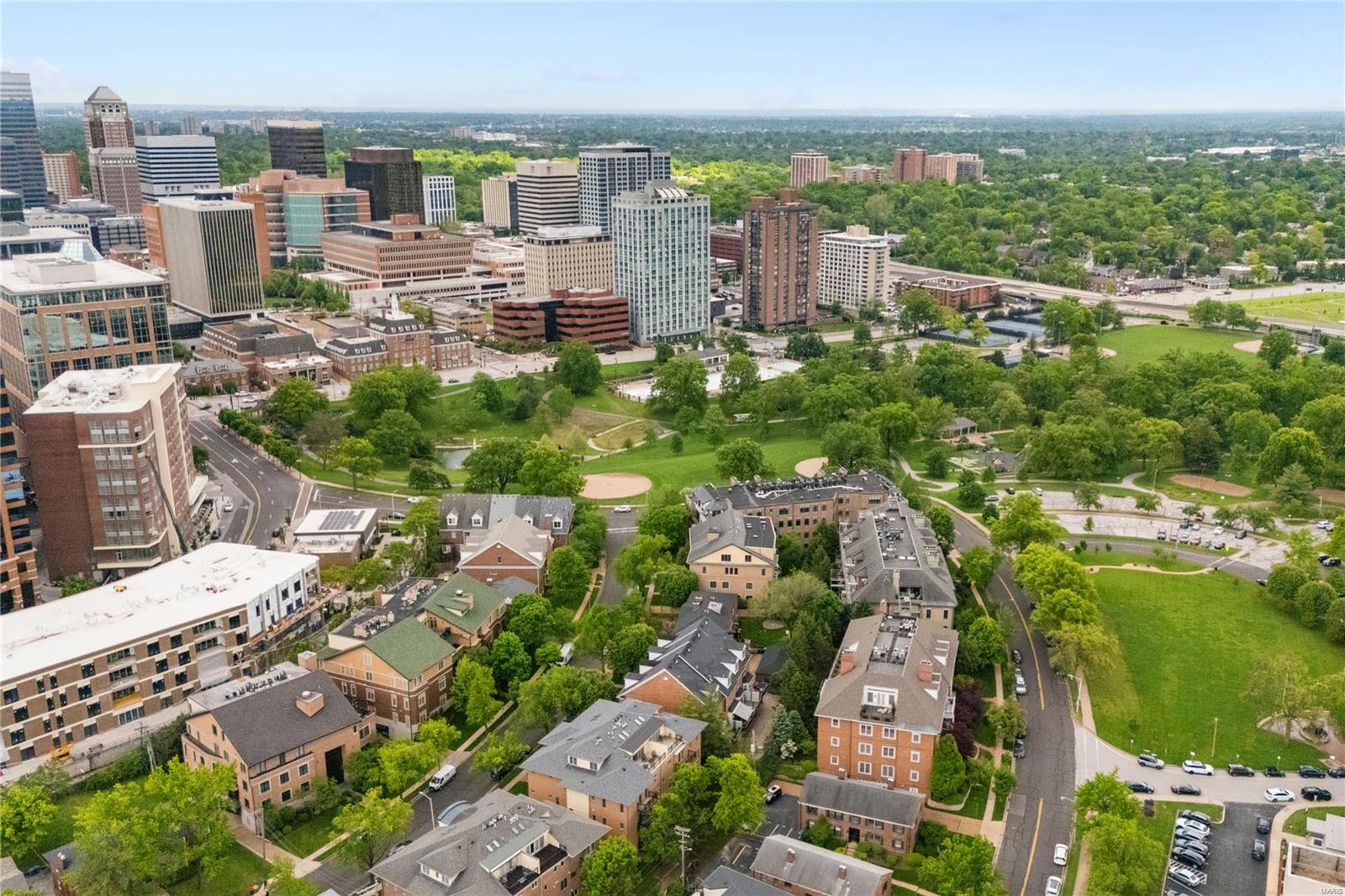 Brighton Way Twnhms A Condo - Residential