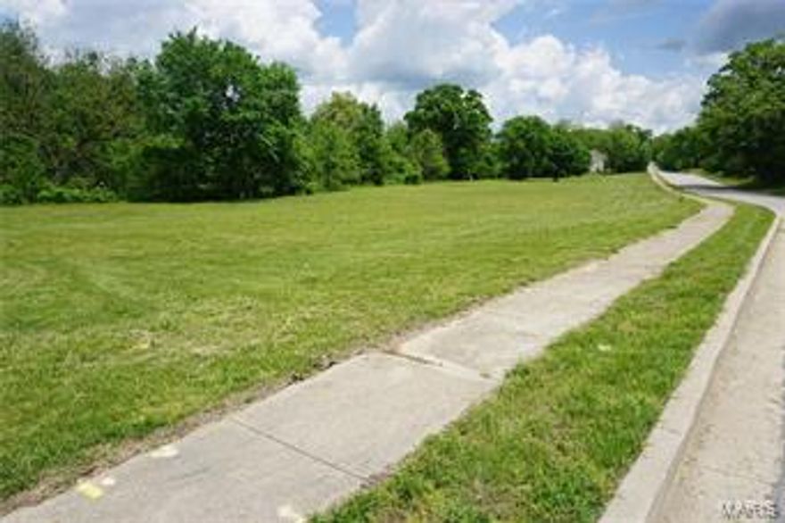 These beautiful home sites are located inside the city limits in the University Park Subdivision.  They are conveniently located next to some great retail shopping areas, dining and I-44.  These lots have water, sewer and electric and are ready to build on.  Some restrictions do apply.