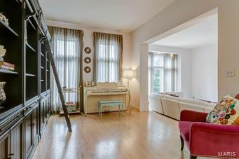 North Pointe Clayton - Residential