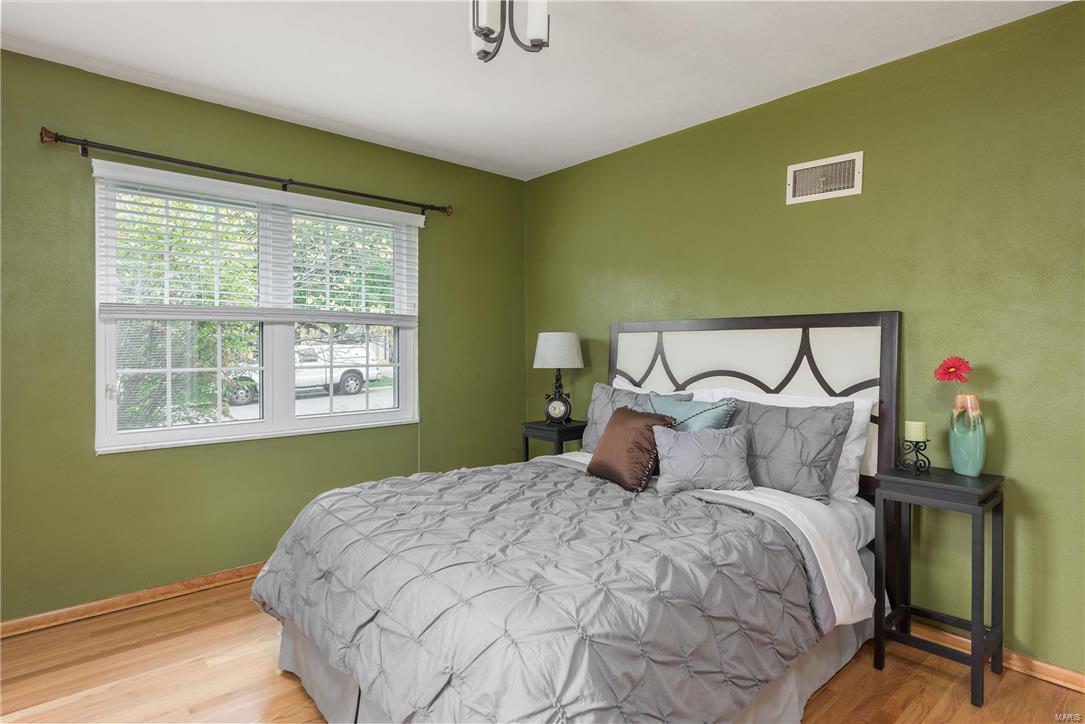 Heege Manor - Residential