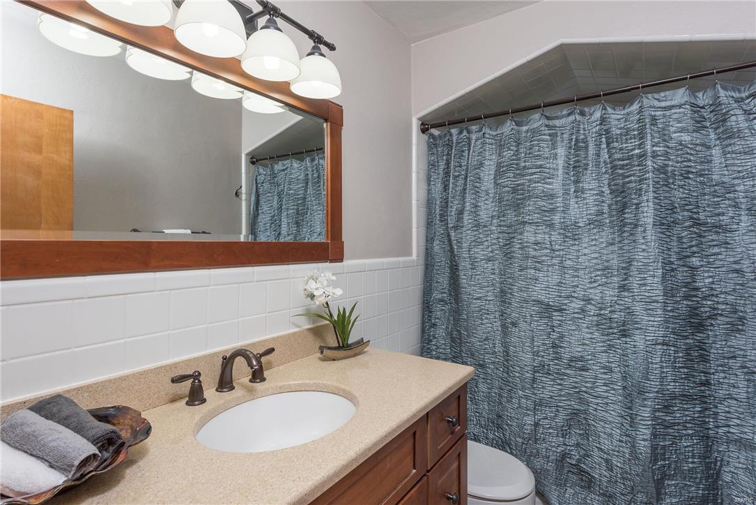 Heege Manor - Residential