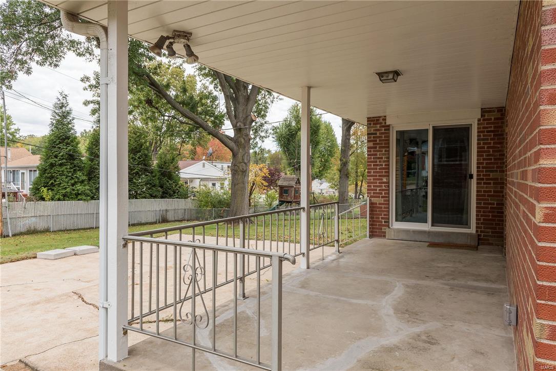 Heege Manor - Residential