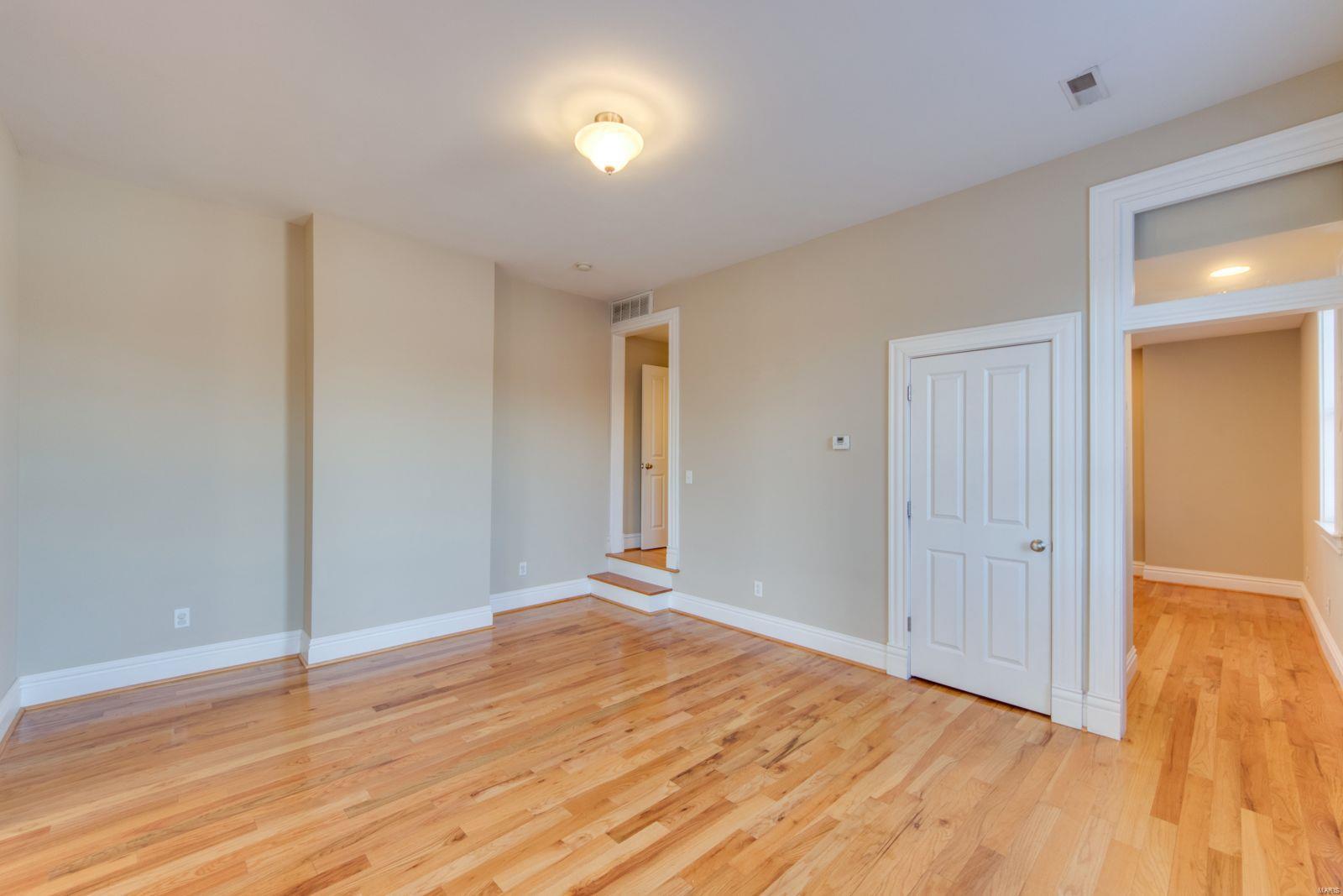 1901 Lofts - Residential