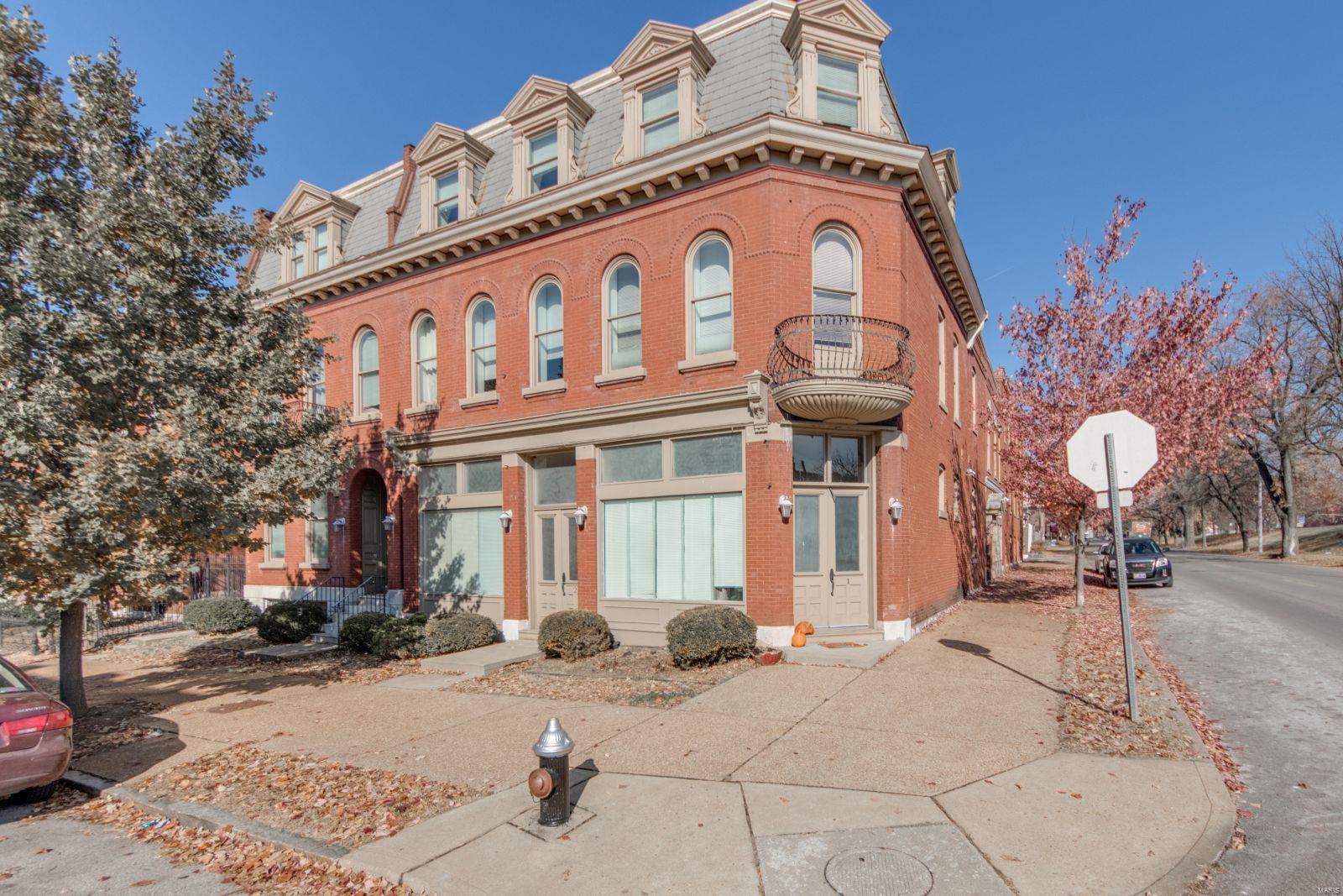1901 Lofts - Residential