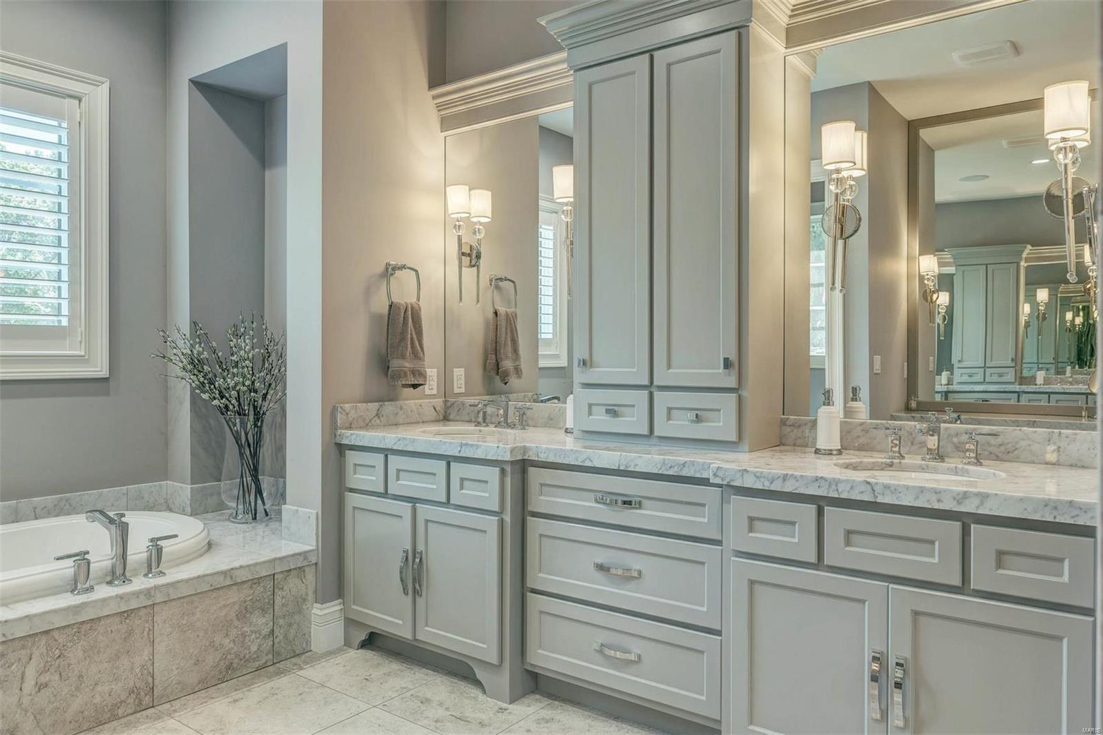 Westwood On Ladue 1 - Residential