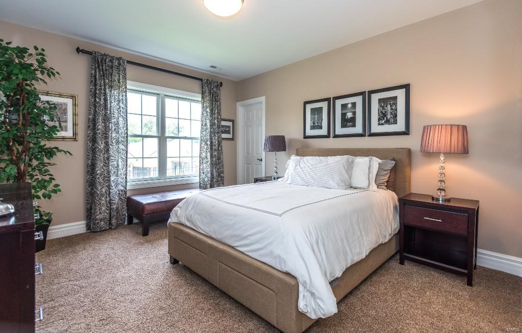 Villas At Meadowbrook The - Residential