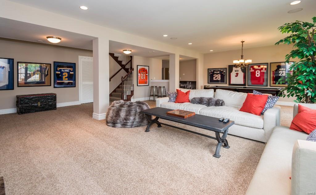 Villas At Meadowbrook The - Residential