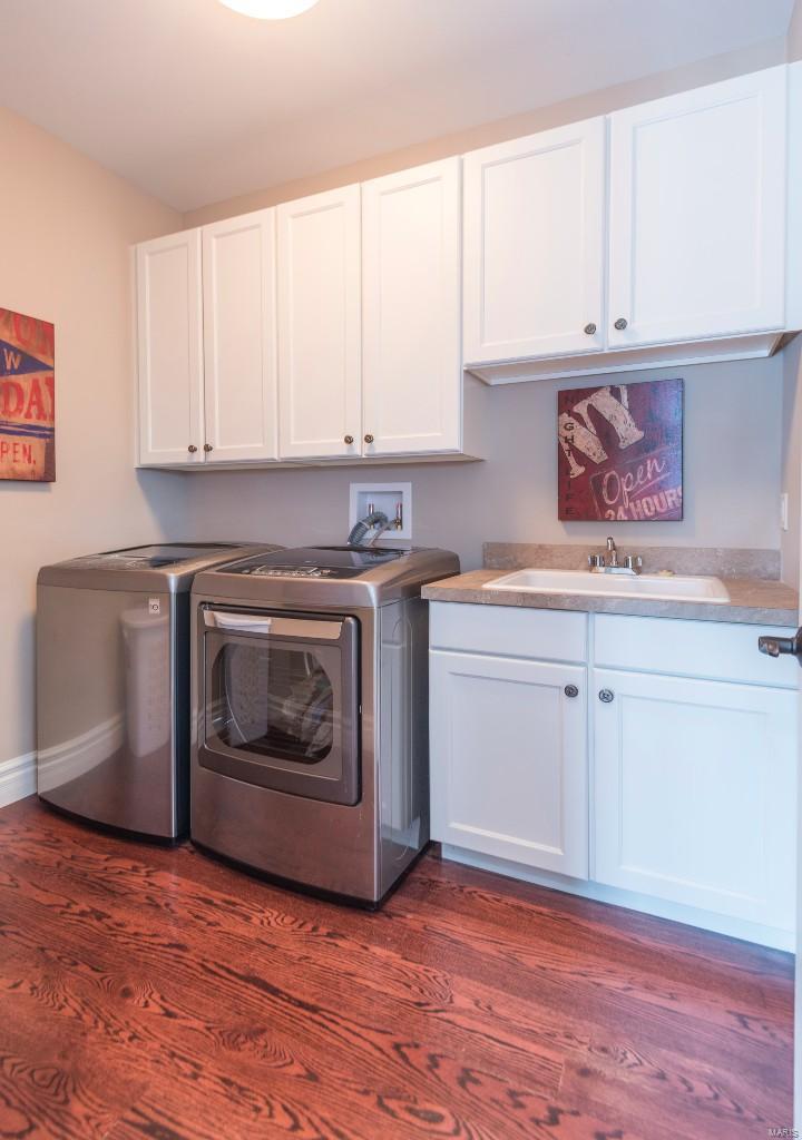 Villas At Meadowbrook The - Residential