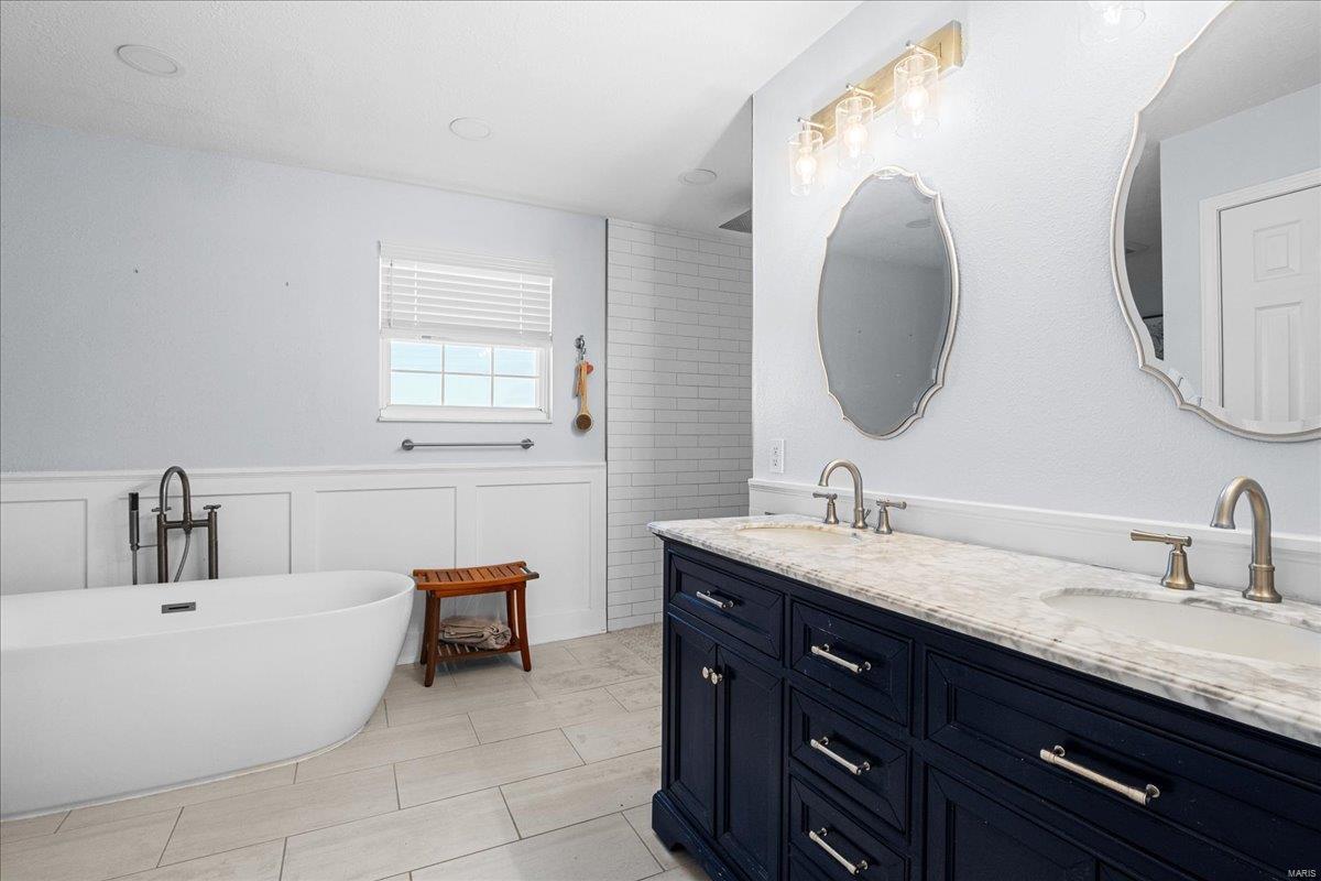 Troy, Illinois 62294, United States, 3 Bedrooms Bedrooms, ,3 BathroomsBathrooms,Residential,Pending,13316