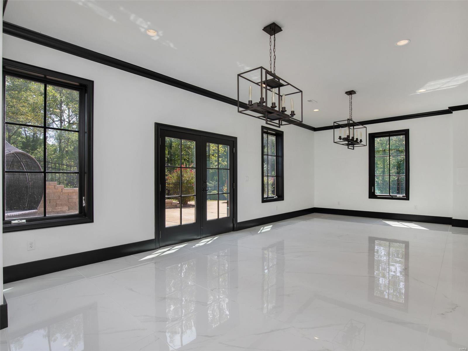 Ridgecreek Estate - Residential