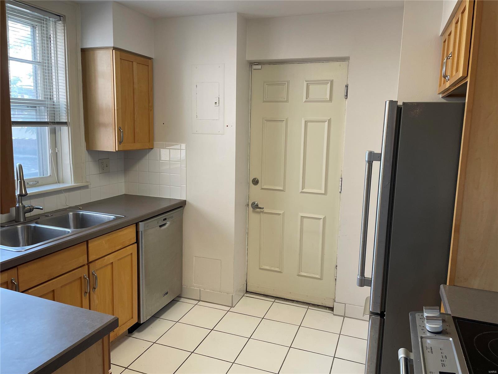 Randolph Condos - Residential Lease