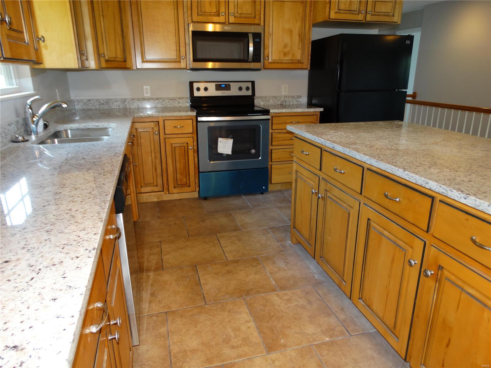 Melrose Place 5th - Residential