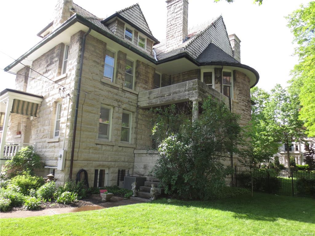 Bell Place - Residential