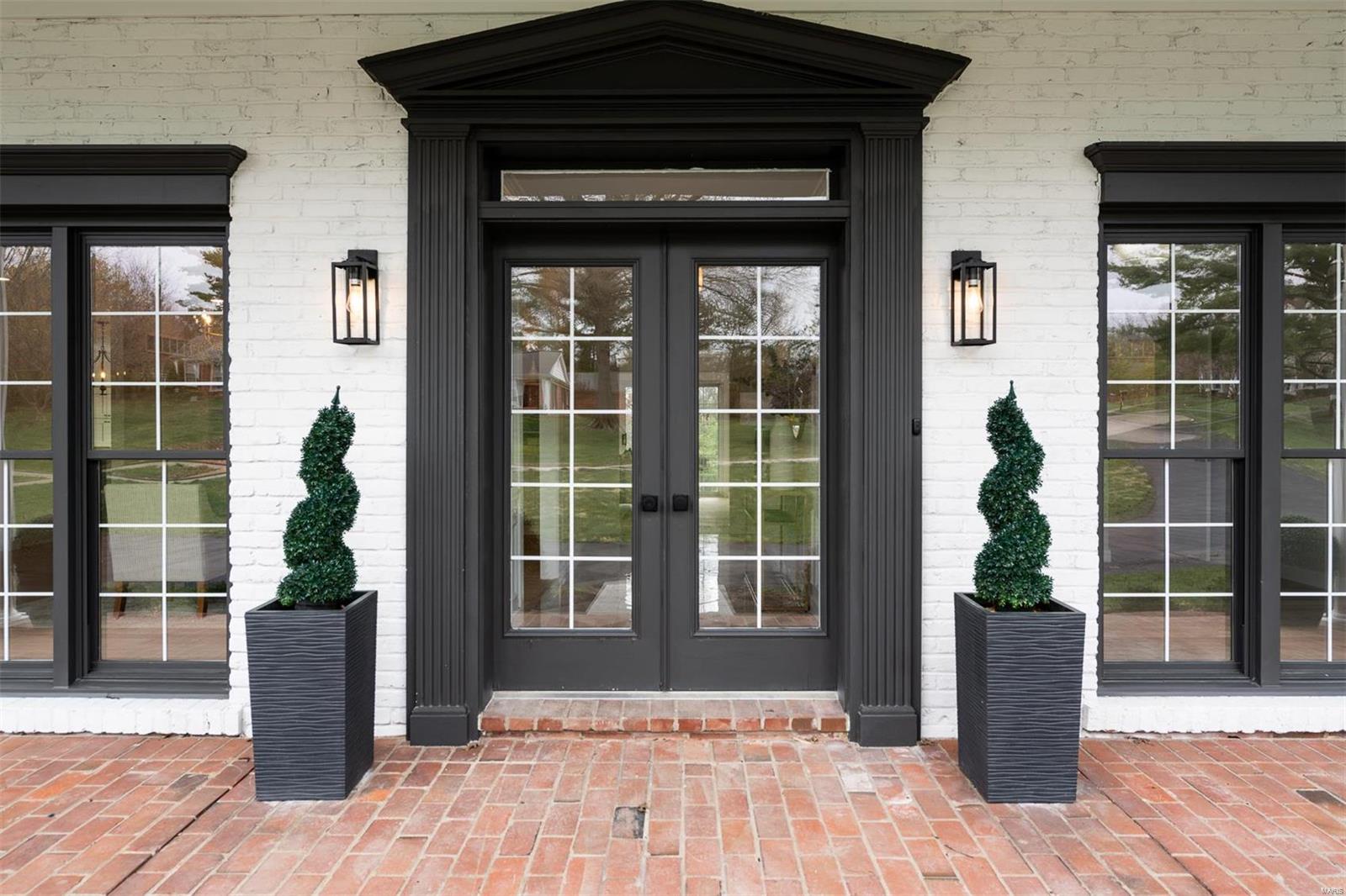 Steeplechase Lane - Residential