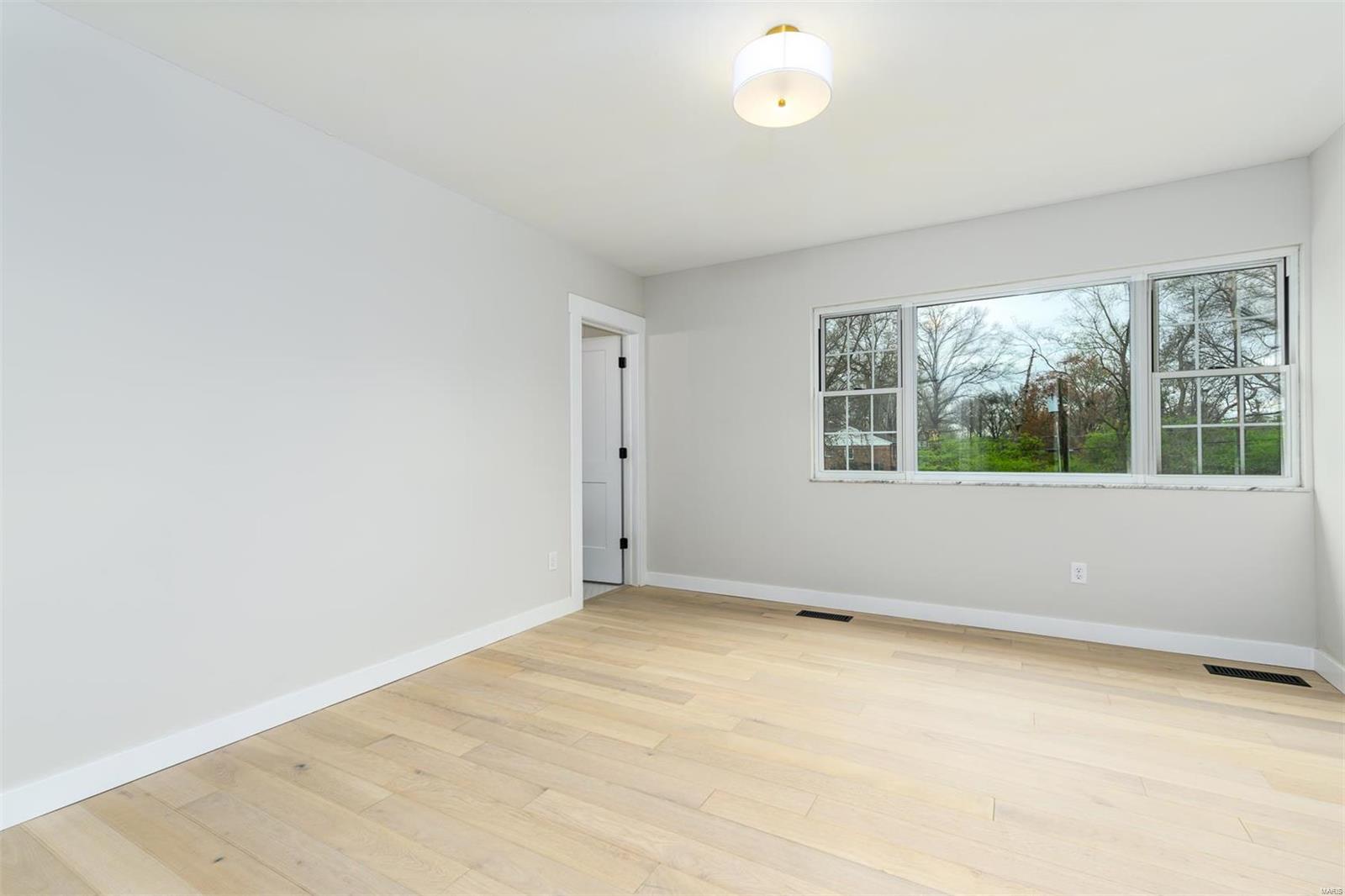 Steeplechase Lane - Residential