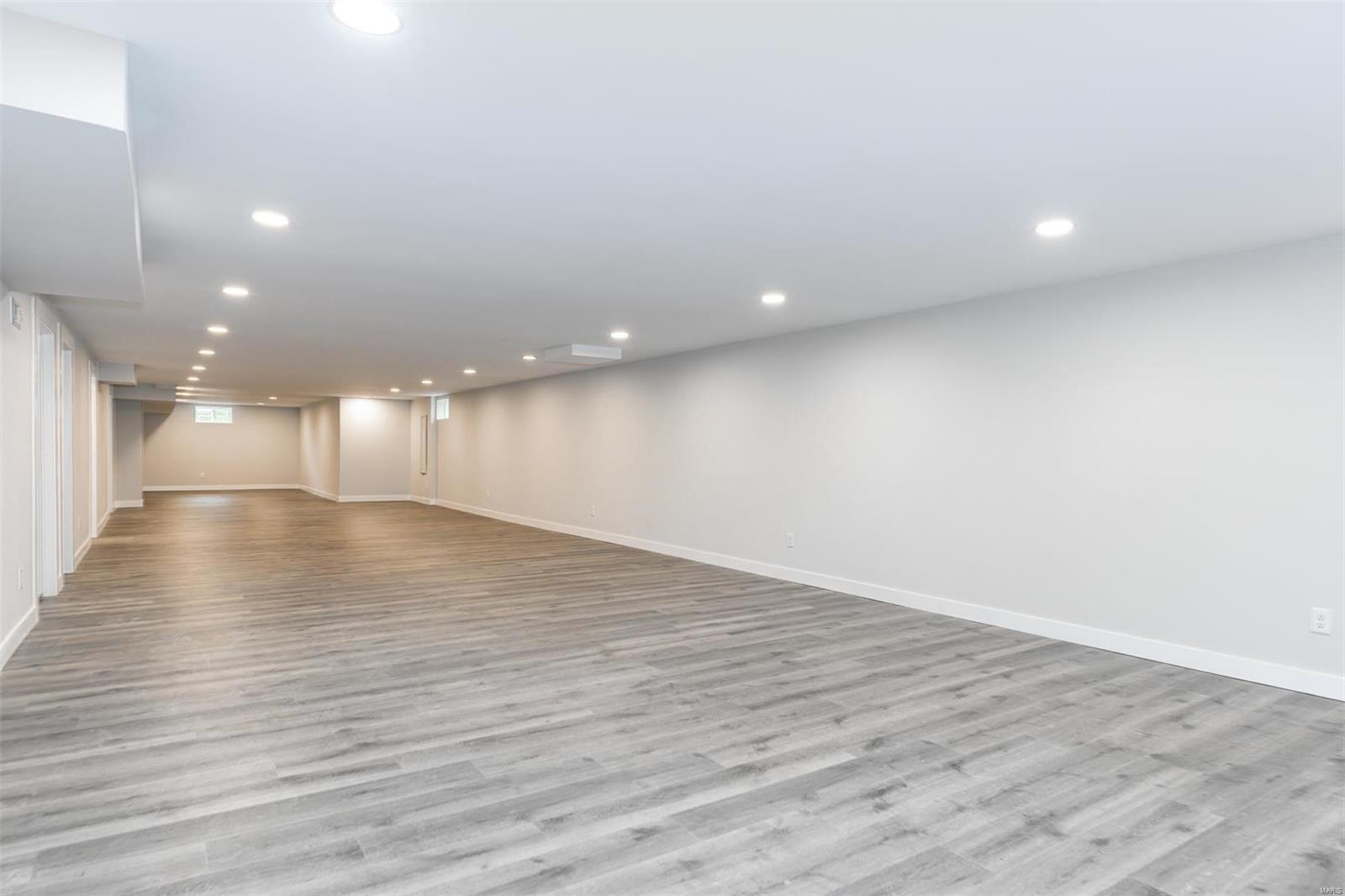 Steeplechase Lane - Residential