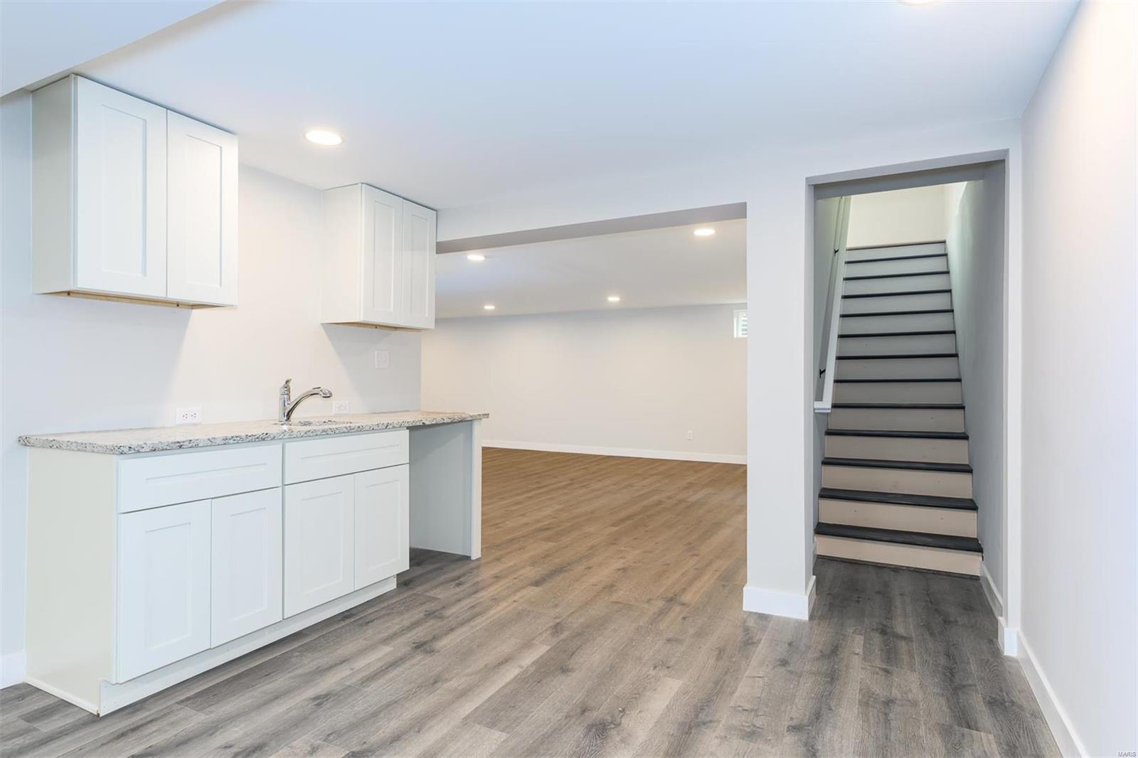 Steeplechase Lane - Residential