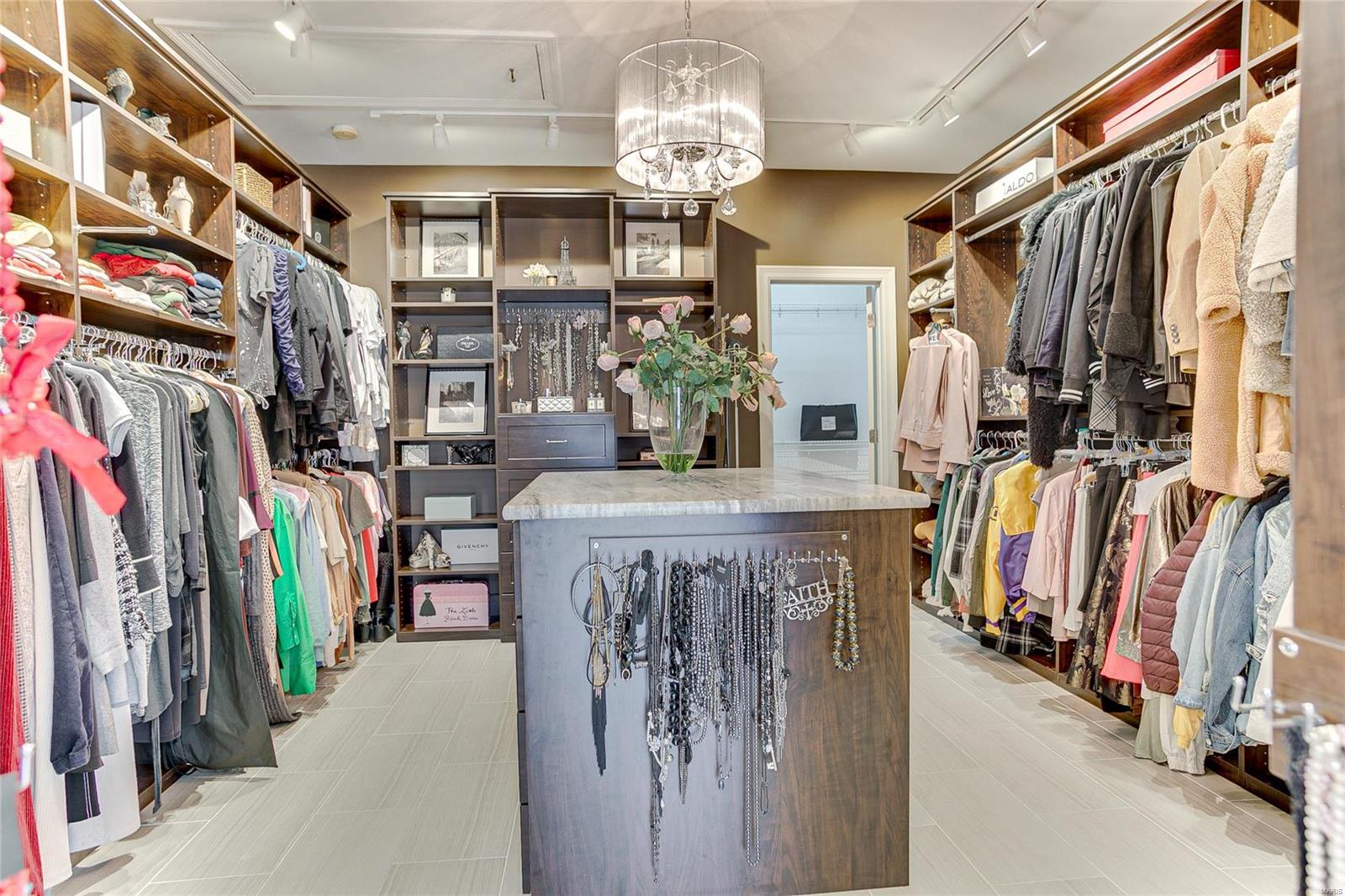 Tapawingo Place - Residential