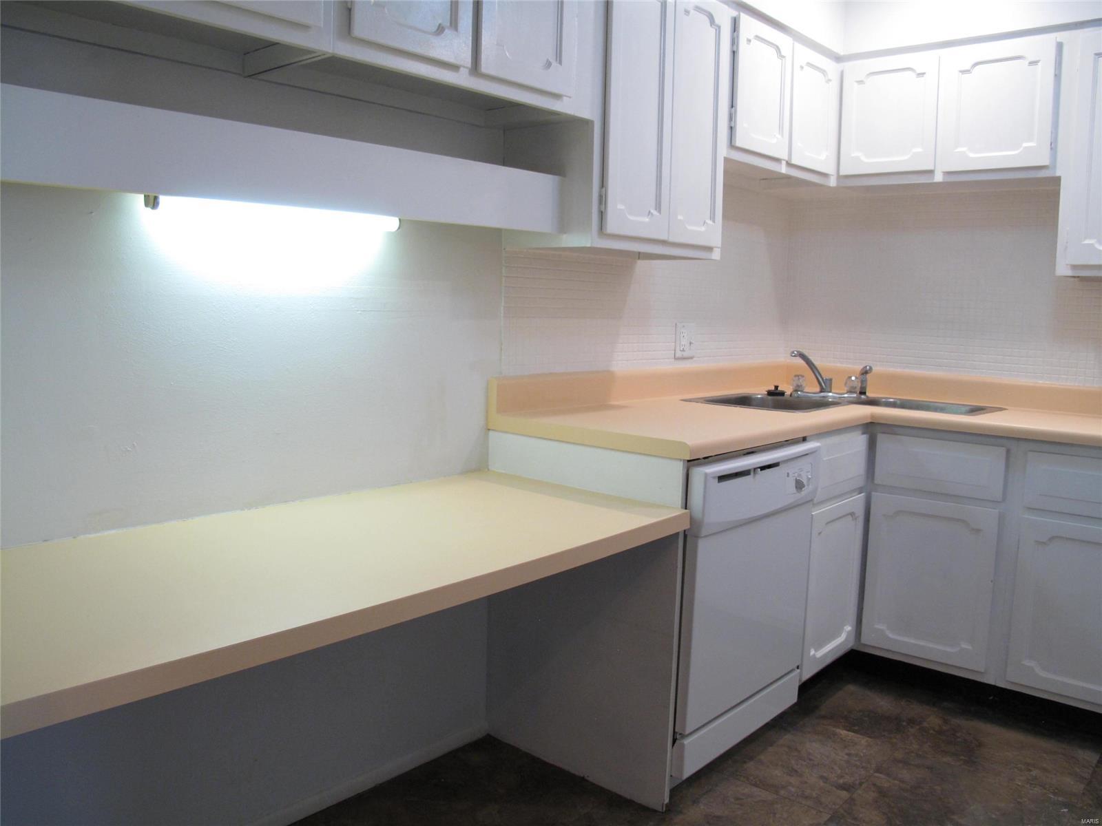 Sakura Gardens Condo - Residential