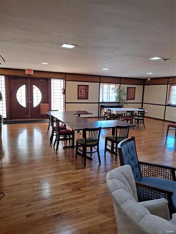 Sakura Gardens Condo - Residential